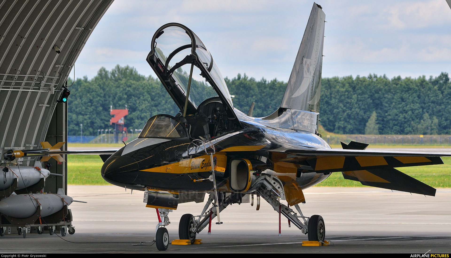 Korea (South) - Air Force: Black Eagles 10-0057 aircraft at Dęblin