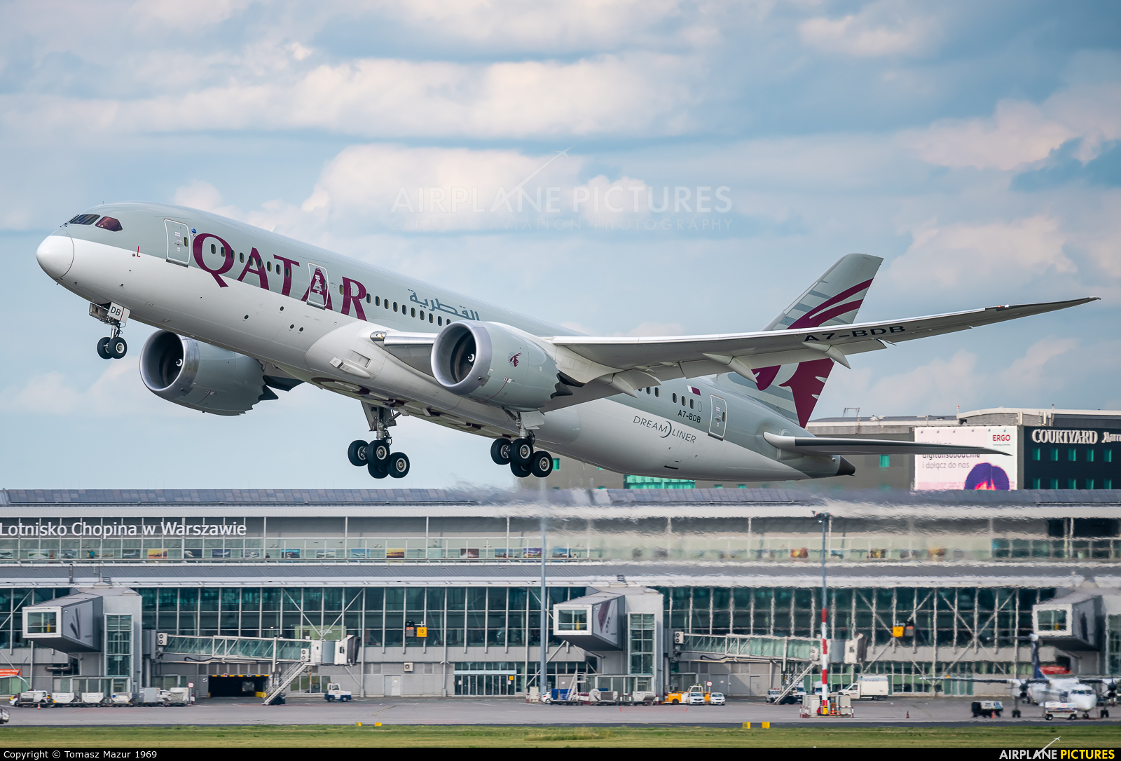 Qatar Airways A7-BDB aircraft at Warsaw - Frederic Chopin