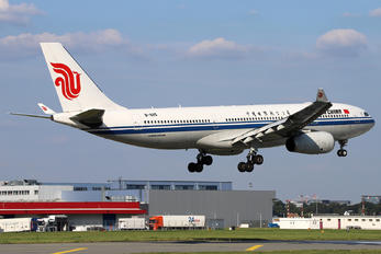 B-6115 - Air China Airbus A330-200
