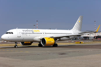 EC-NCS - Vueling Airlines Airbus A320 NEO