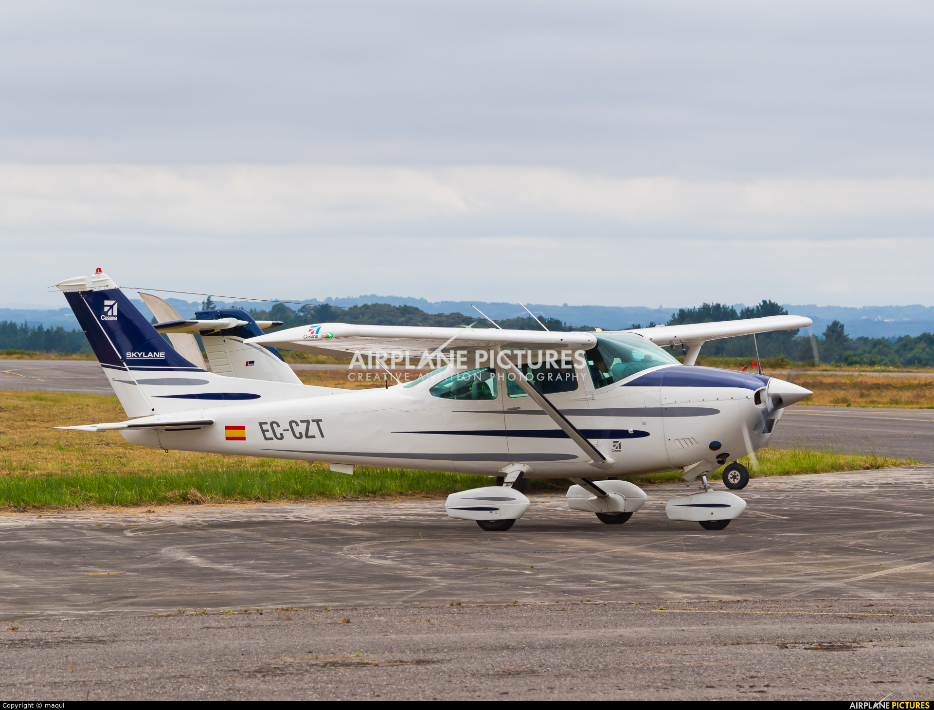 Private EC-CZT aircraft at Lugo - Rozas