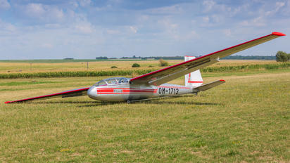 OM-1713 - Aeroklub Nitra LET L-13 Blaník (all models)