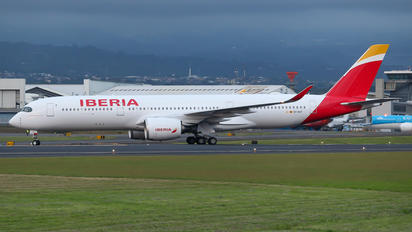 EC-NGT - Iberia Airbus A350-900