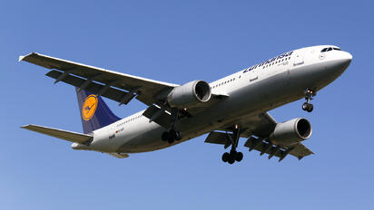 D-AIAT - Lufthansa Airbus A300