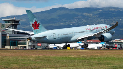C-GHPT - Air Canada Boeing 787-8 Dreamliner
