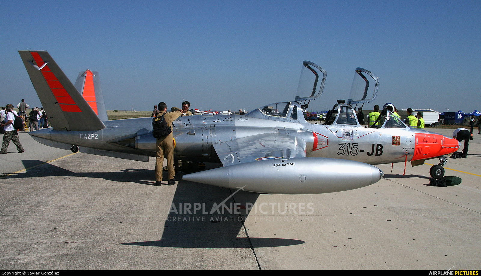 Private F-AZPZ aircraft at Istres - Le Tube