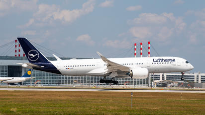 D-AIVC - Lufthansa Airbus A350-900