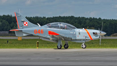 046 - Poland - Air Force "Orlik Acrobatic Group" PZL 130 Orlik TC-1 / 2