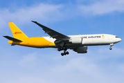 First Boeing 777F for Singapore Cargo title=