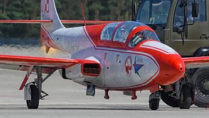 3H-2013 - Poland - Air Force: White & Red Iskras PZL TS-11 Iskra