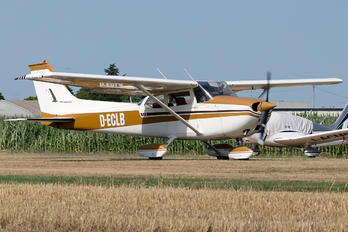 D-ECLB - Private Cessna 172 Skyhawk (all models except RG)