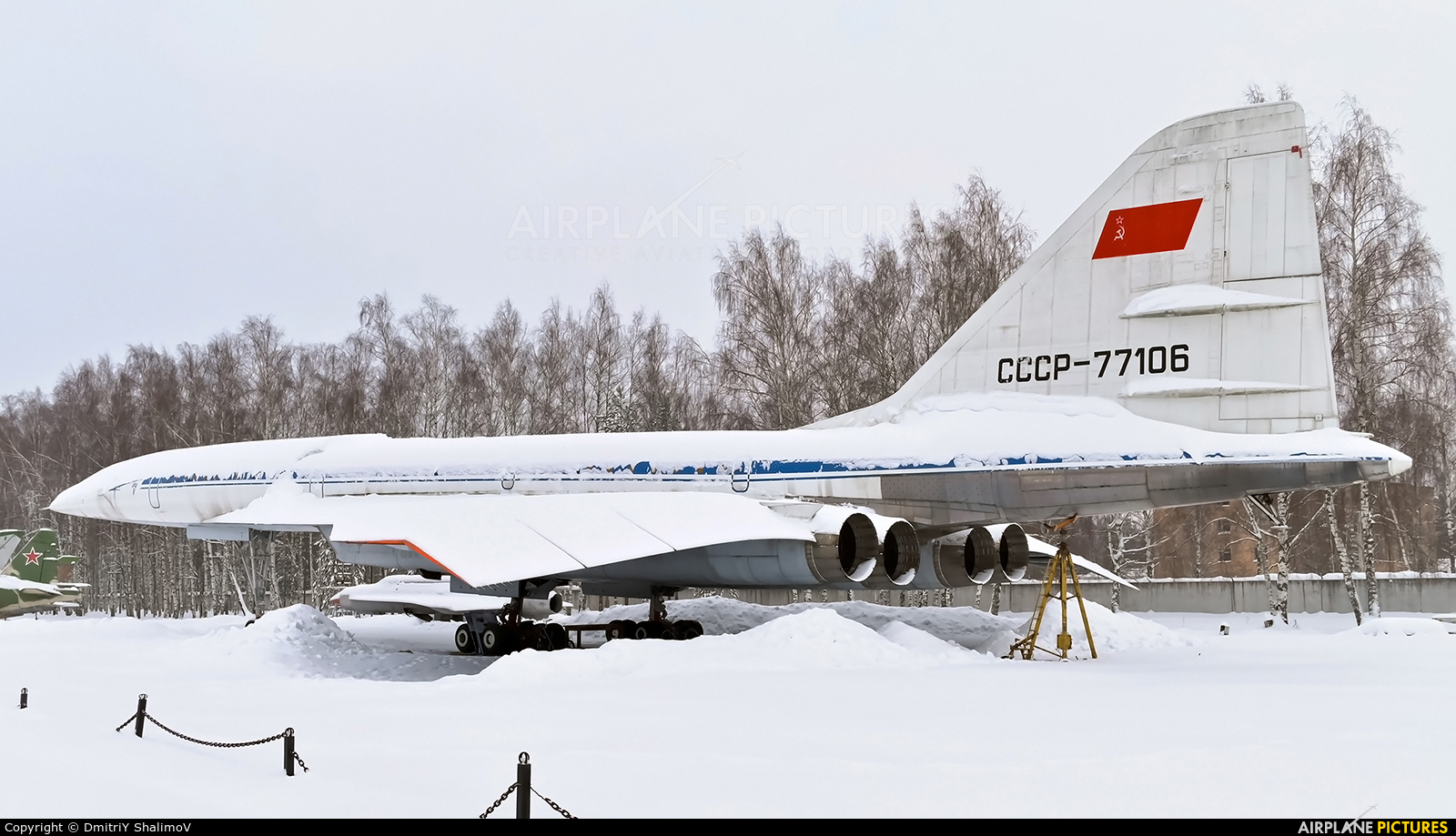 Aeroflot CCCP-77106 aircraft at Monino