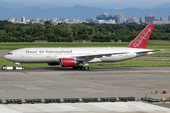 N828AX - Omni Air International Boeing 777-200ER