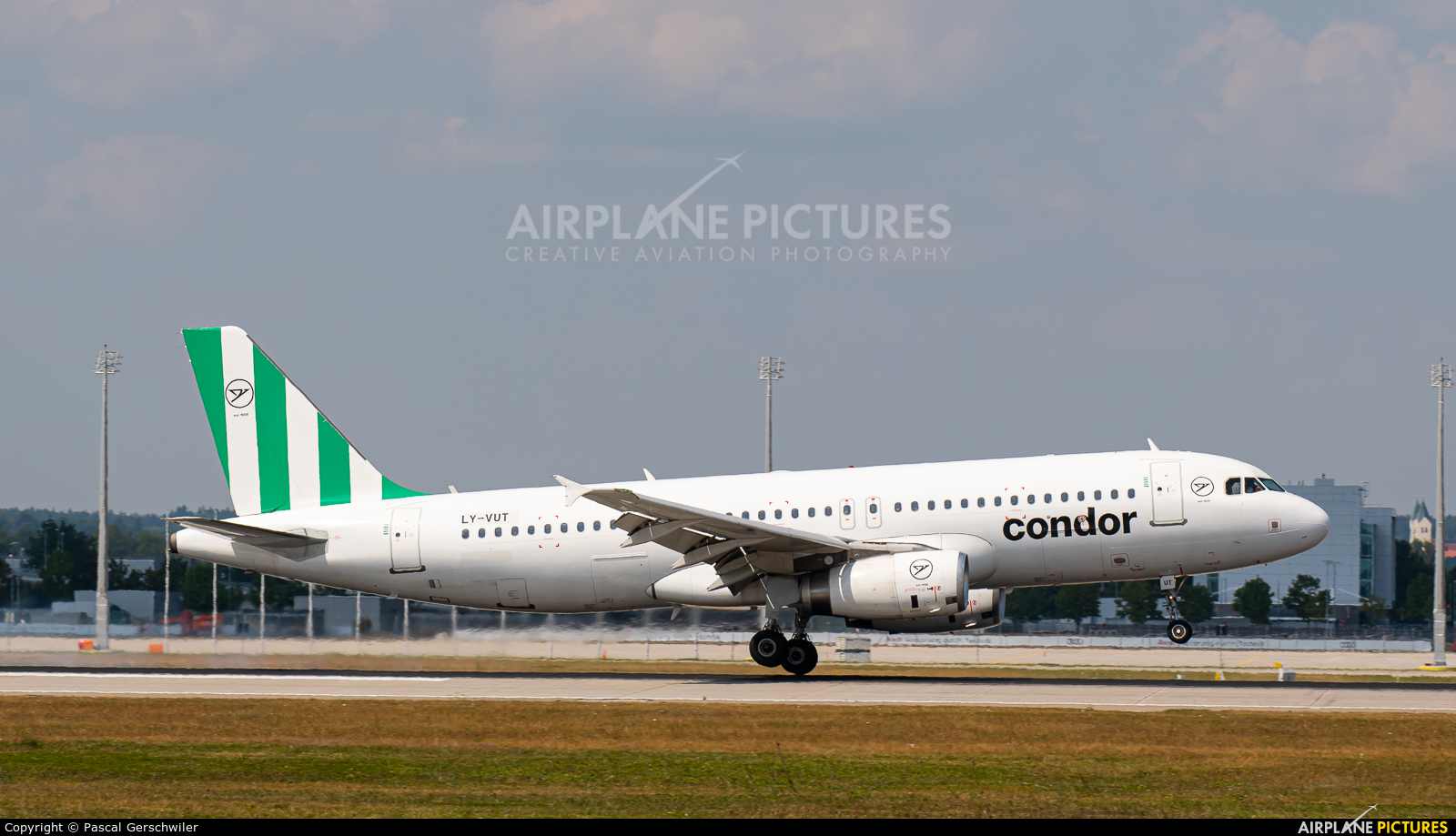 Condor LY-VUT aircraft at Munich