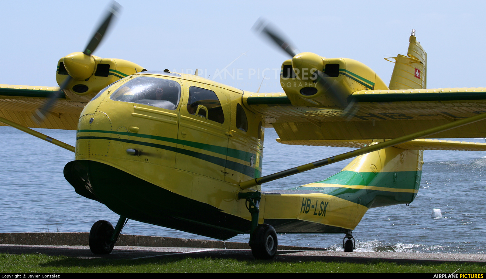 Private HB-LSK aircraft at Biscarrosse - Parentis