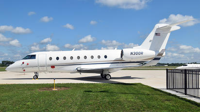 N300R - Private Gulfstream Aerospace G280