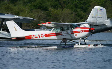 I-PVLC - Private Cessna 172 Skyhawk (all models except RG)