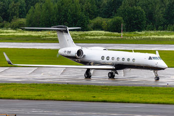 VP-BNF - S7 Airlines Gulfstream Aerospace G-V, G-V-SP, G500, G550