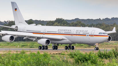16+01 - Germany - Air Force Airbus A340-300