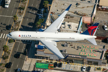 N183DN - Delta Air Lines Boeing 767-300ER