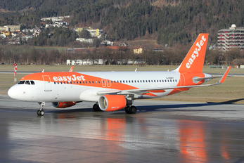 G-EZWY - easyJet Airbus A320