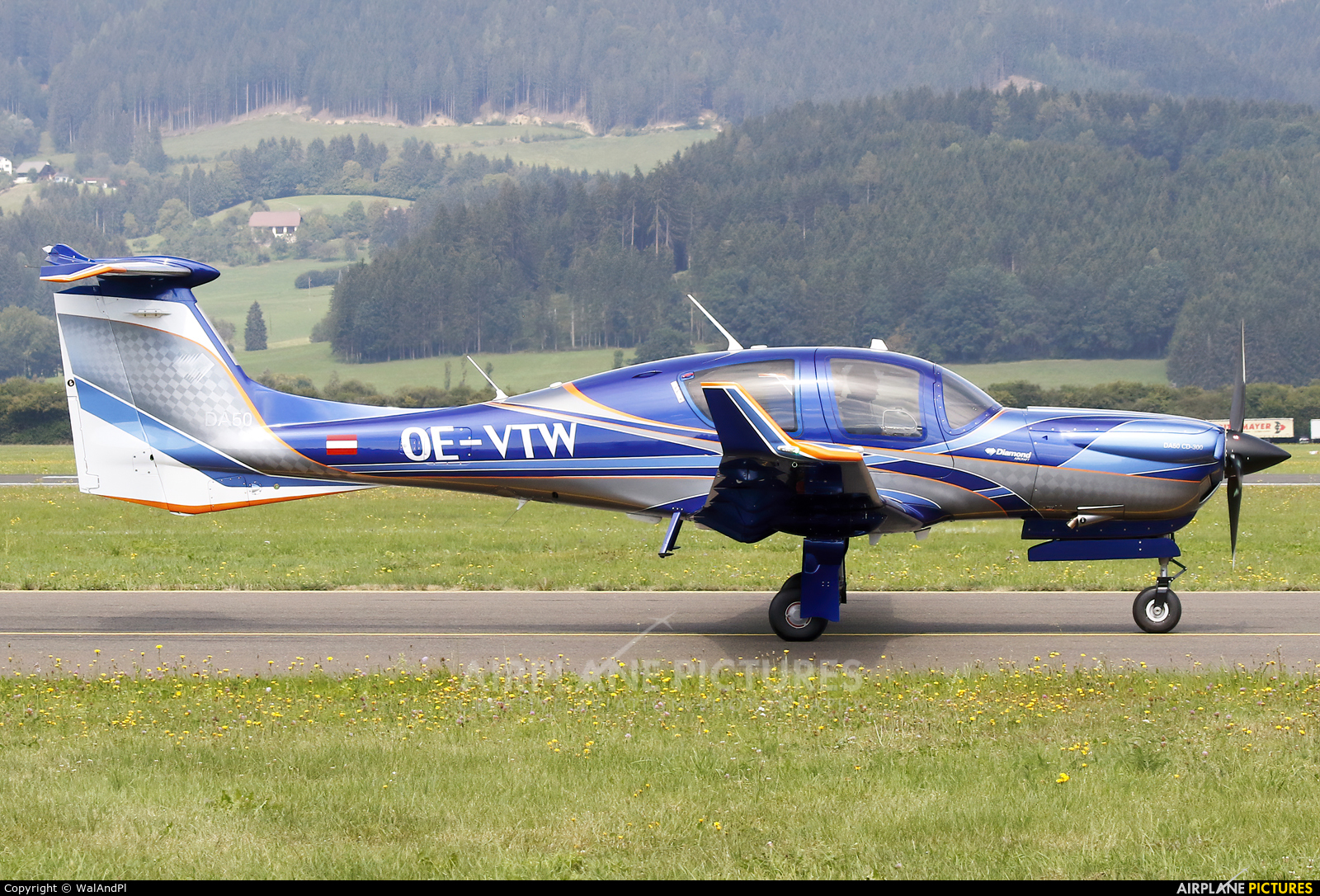 Diamond Aircraft Industries OE-VTW aircraft at Zeltweg