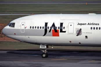 JA8588 - JAL - Japan Airlines McDonnell Douglas MD-11