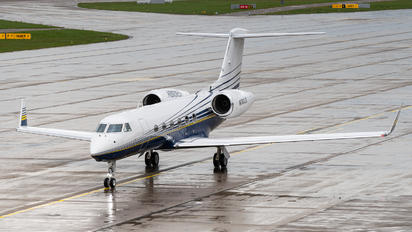 N787JS - Private Gulfstream Aerospace G-IV,  G-IV-SP, G-IV-X, G300, G350, G400, G450