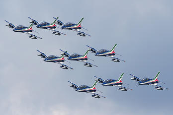 MM55053 - Italy - Air Force "Frecce Tricolori" Aermacchi MB-339-A/PAN