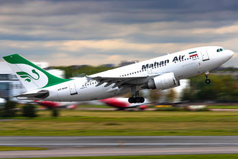 EP-MNF - Mahan Air Airbus A310