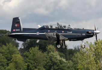 156101 - Canada - Air Force Raytheon CT-156 Harvard II