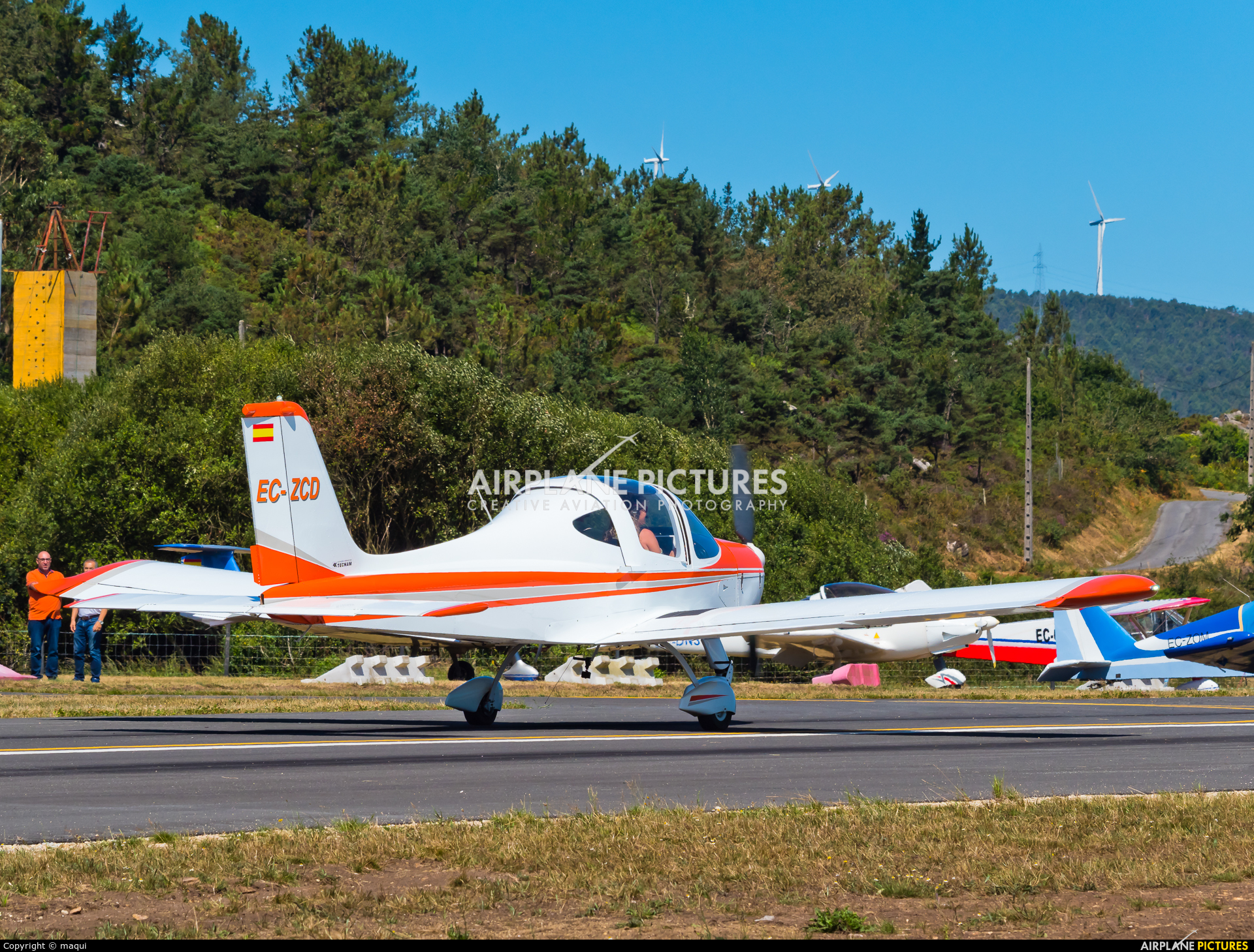 Private EC-ZCD aircraft at Aerodromo De Mazaricos