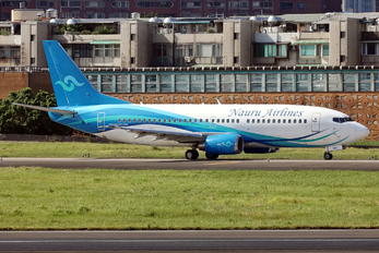 VH-XNU - Nauru Airlines Boeing 737-300