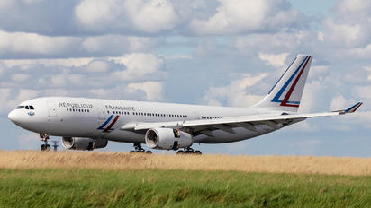 F-UJCS - France - Government Airbus A330-200