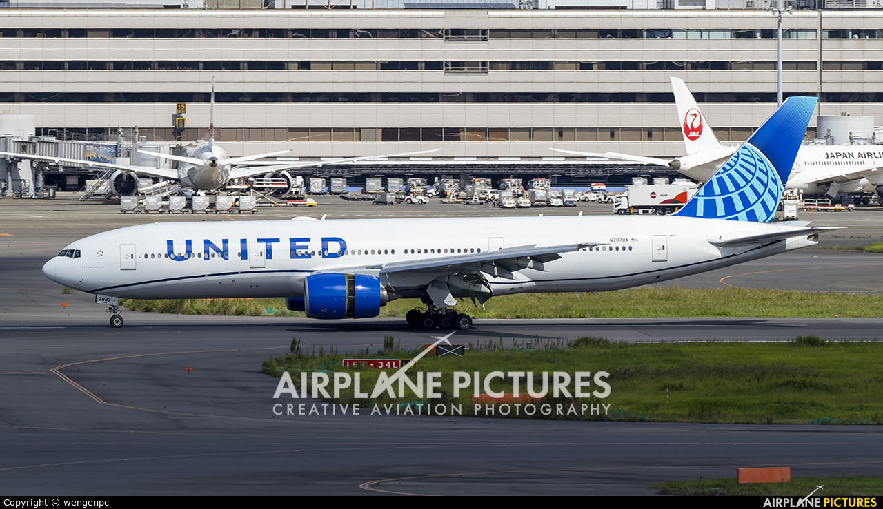 United Airlines N787UA aircraft at Tokyo - Haneda Intl