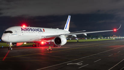 F-HTYG - Air France Airbus A350-900