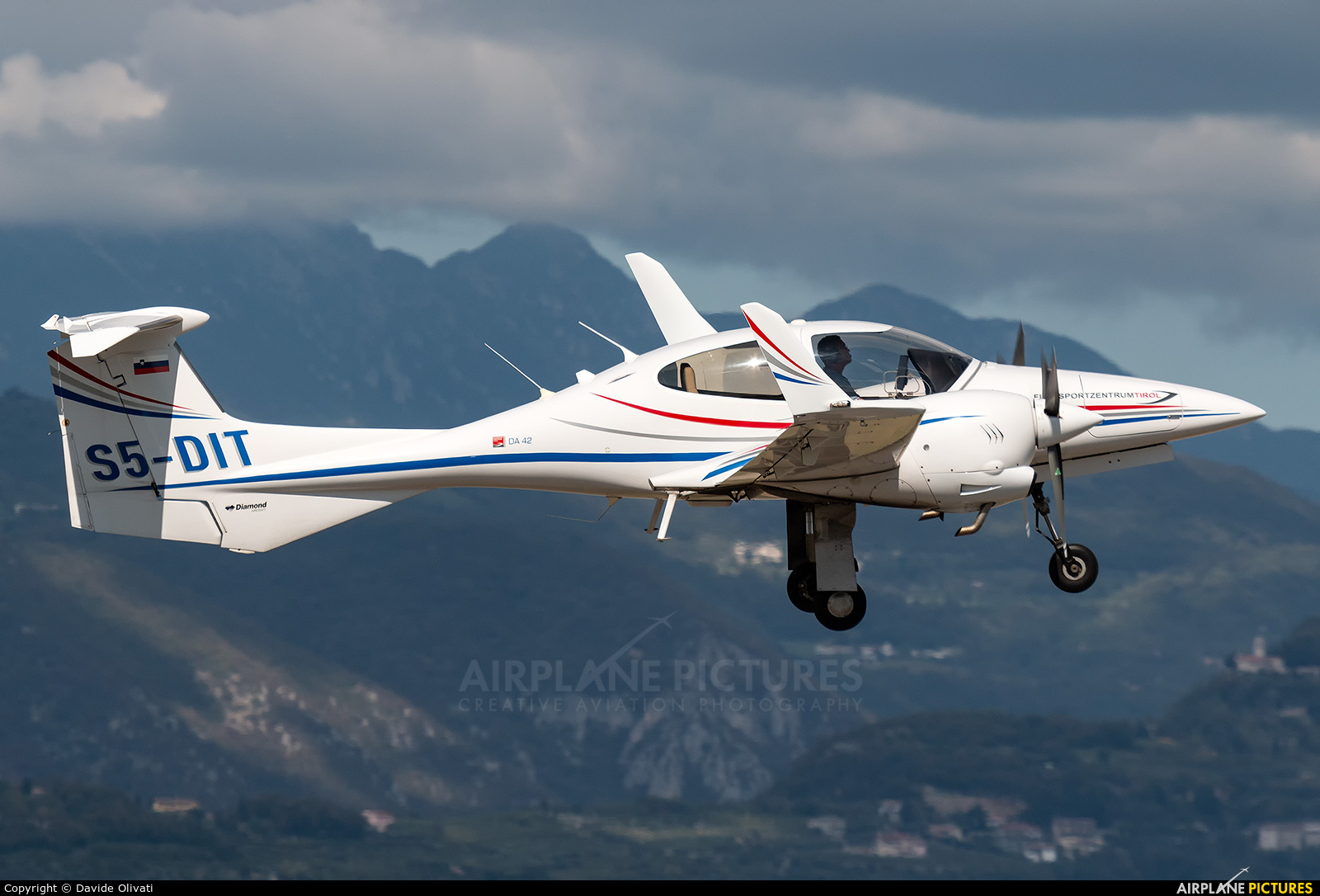 Flugsportzentrum Tirol S5-DIT aircraft at Verona - Boscomantico