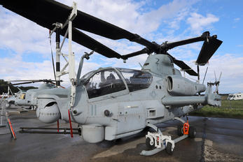 169271 - USA - Marine Corps Bell AH-1Z Viper