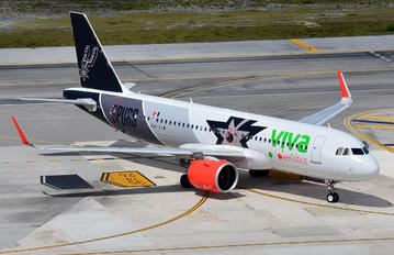 XA-VIW - VivaAerobus Airbus A320