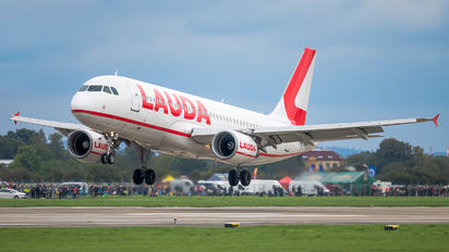 9H-LMH - Lauda Air Airbus A320