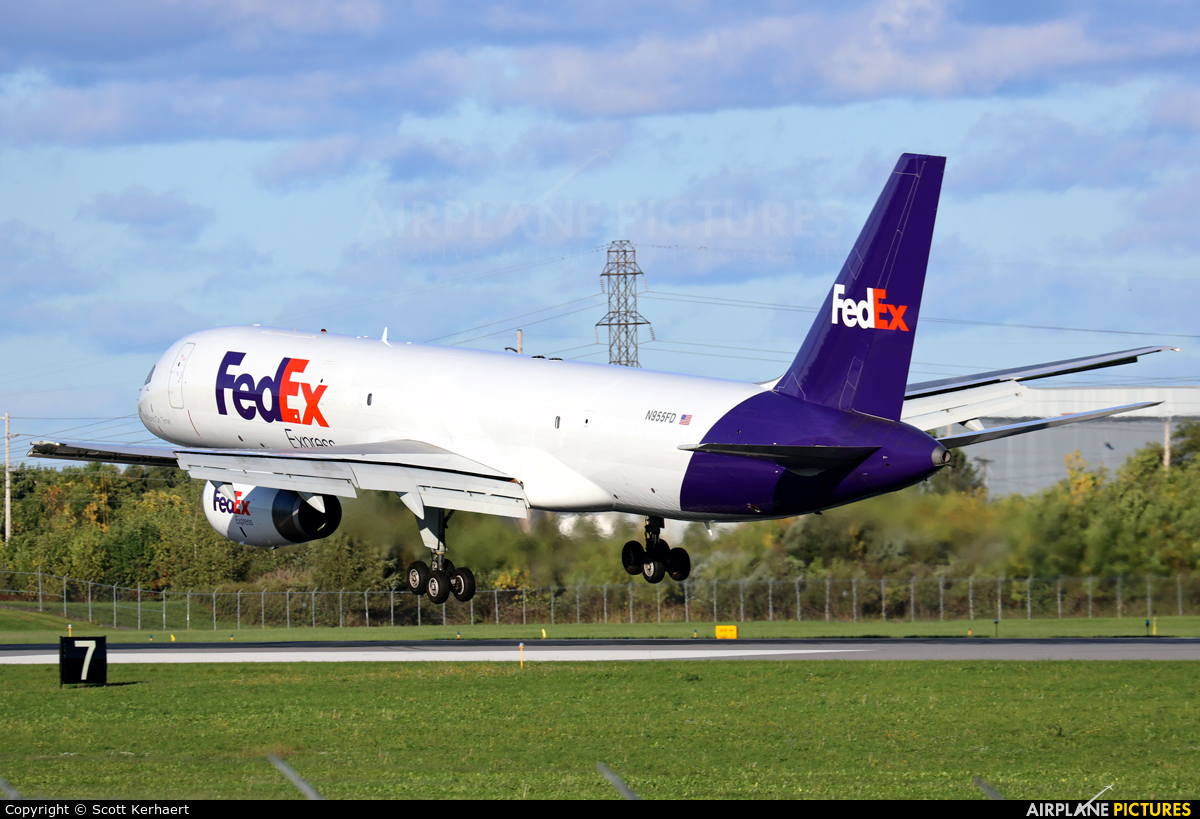 FedEx Federal Express N955FD aircraft at Rochester - Greater Rochester Intl