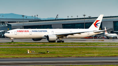 B-7883 - China Eastern Airlines Boeing 777-300ER