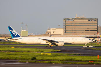 JA789A - ANA - All Nippon Airways Boeing 777-300ER