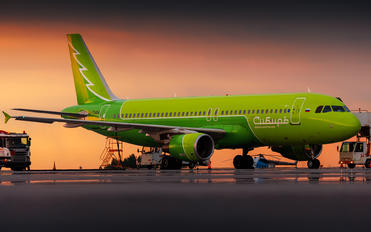 RA-73404 - S7 Airlines Airbus A320