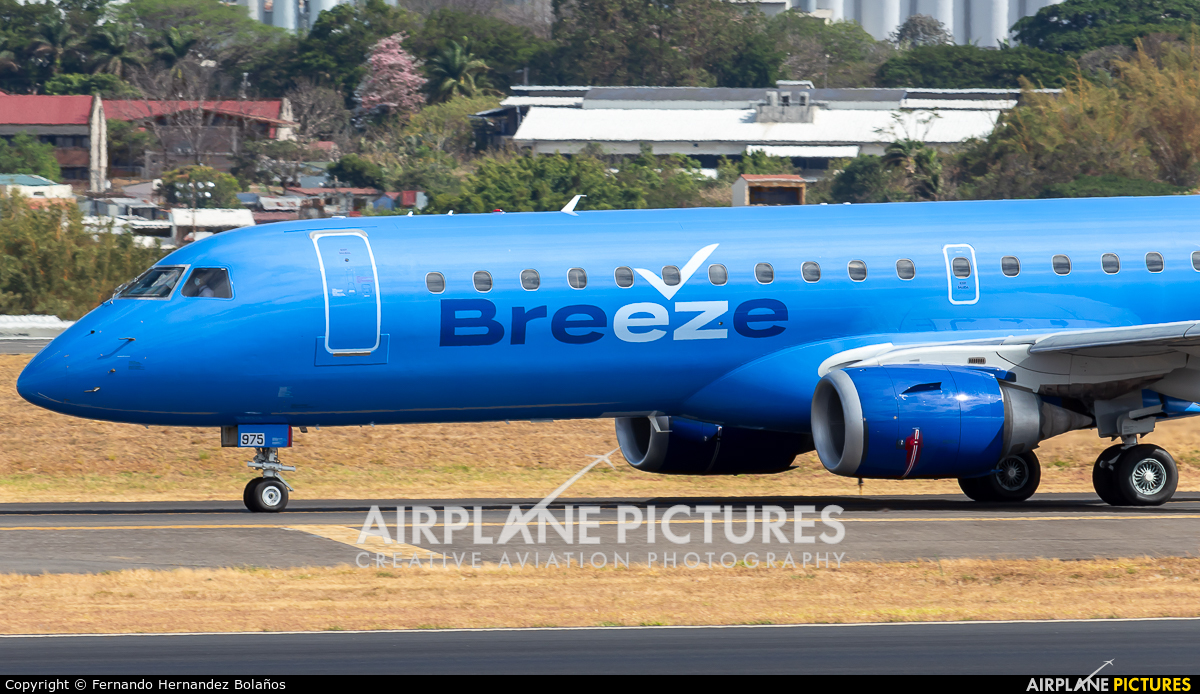 Breeze Airways N975NA aircraft at San Jose - Juan Santamaría Intl