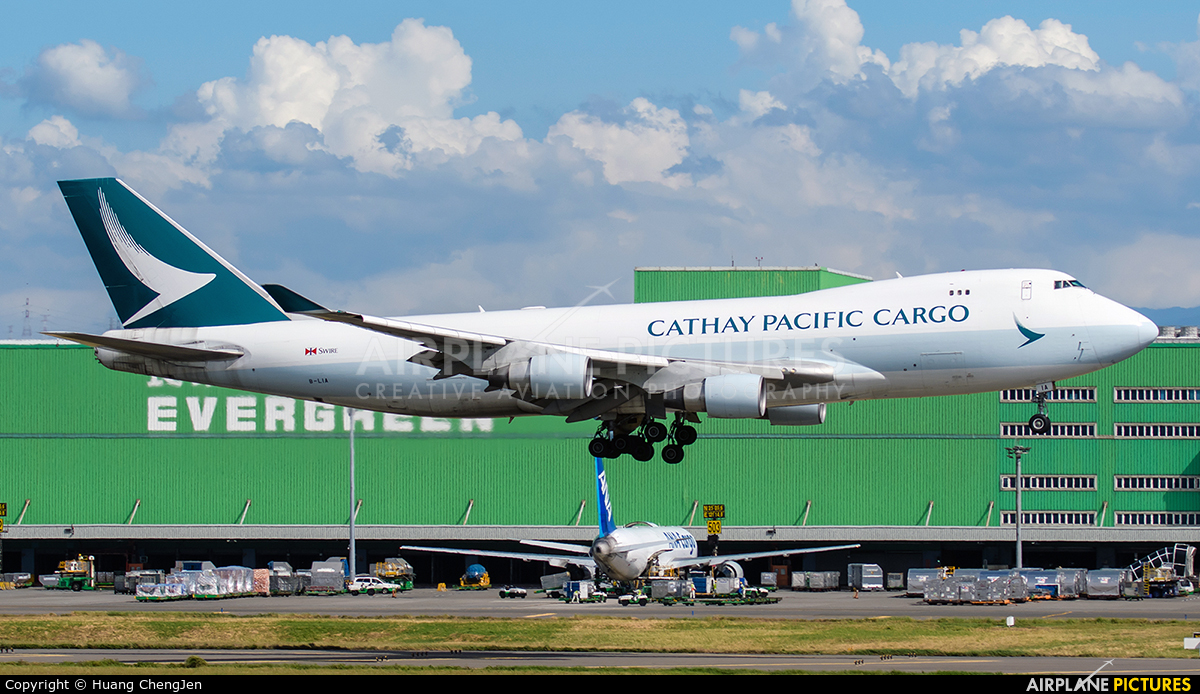 Cathay Pacific Cargo B-LIA aircraft at Taipei - Taoyuan Intl