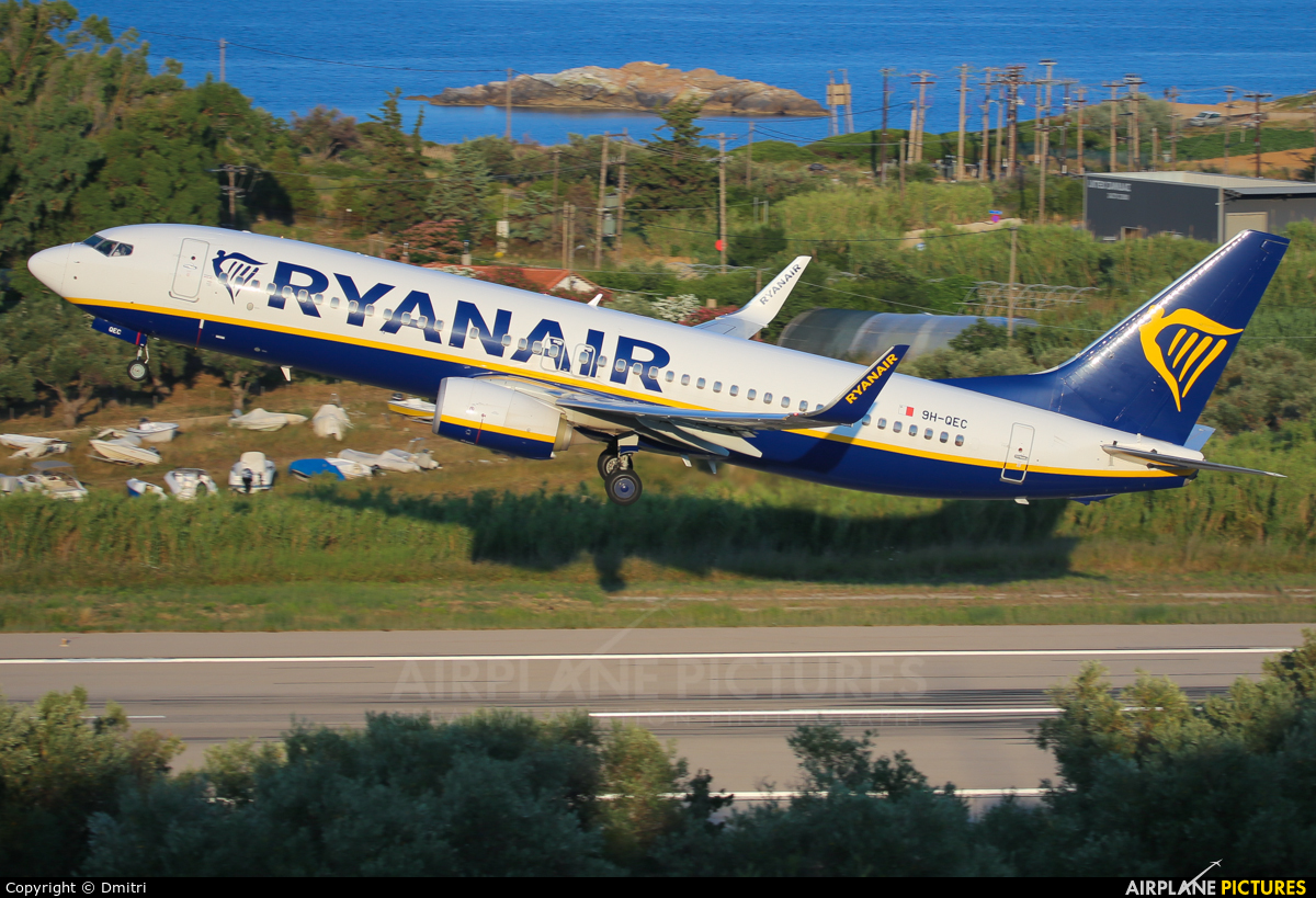 Ryanair (Malta Air) 9H-QEC aircraft at Skiathos