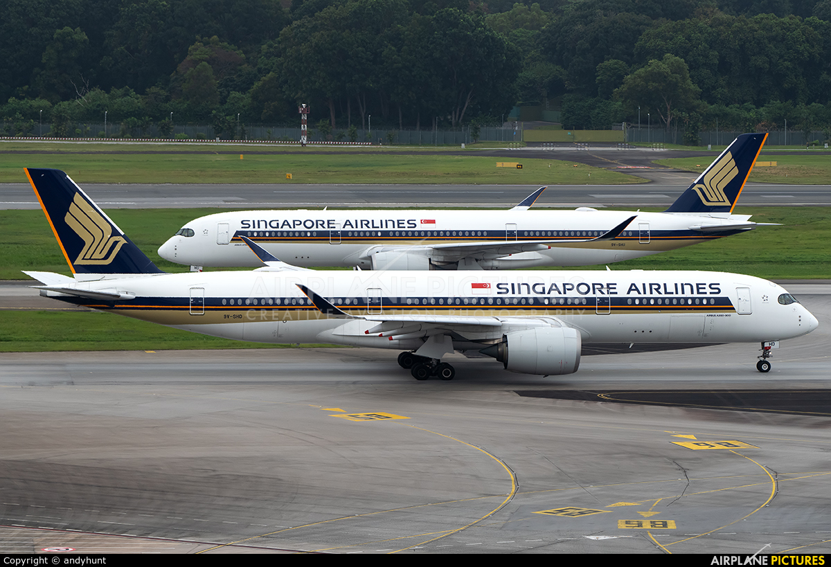 Singapore Airlines 9V-SHD aircraft at Singapore - Changi