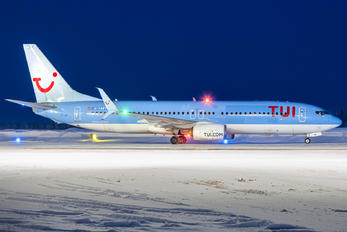 G-TAWY - TUI Airways Boeing 737-800
