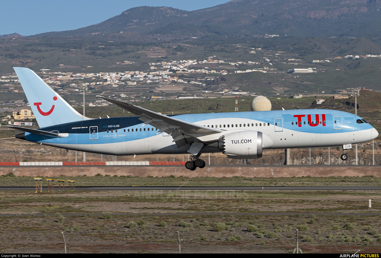TUI Airlines Belgium OO-LOE aircraft at Tenerife Sur - Reina Sofia